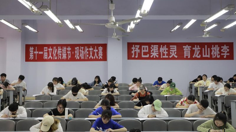 直播传媒公司运营模式揭秘：十大品牌解析